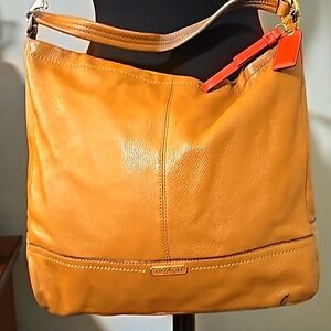 Coach Large Tan Leather Hobo Bag, Top Zip Closure